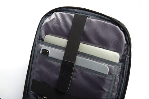 Laptoprucksäcke von Bange mit gepolsterten Laptopfach und Tablet-Fach.