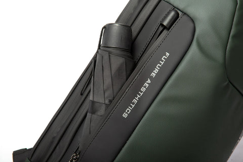 Abbildung: praktische Seitentasche mit Reißverschluss, Zipper bei vielen Laptoprucksäcken.